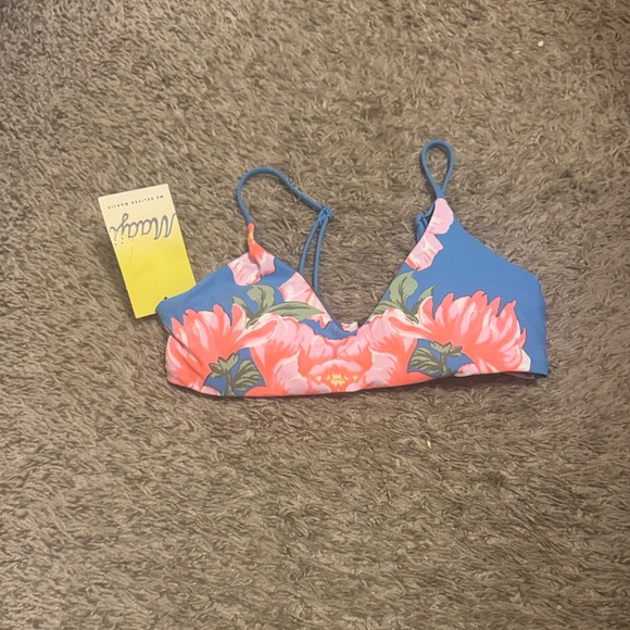 NWT maaji bikini top size small